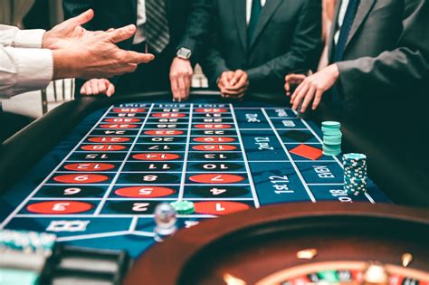 Jugar al casino en línea con dinero real con bonos de registro.